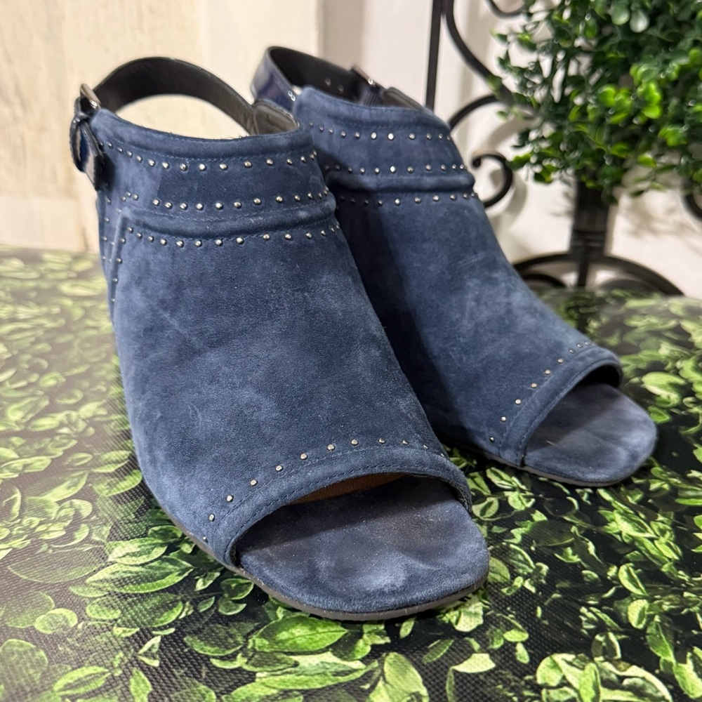 Donald J. Pliner Dark Blue Open-Toe Block Heels - Picture 5 of 14